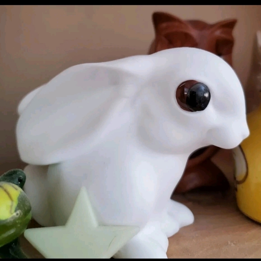 Rare Vintage Fine Bone China  Freeman For George Good White Bunny Easter Rabbit